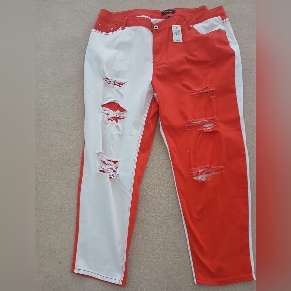 Ashley Stewart distressed red/white colorblock jeans. Size 26 NWT. Fl - Picture 1 of 7